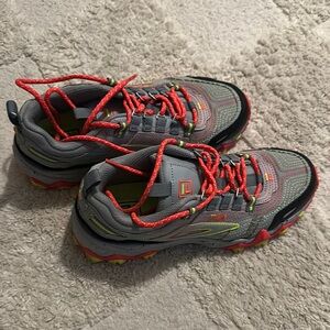 Fila Gray and Red Sneakers with Rugged Design